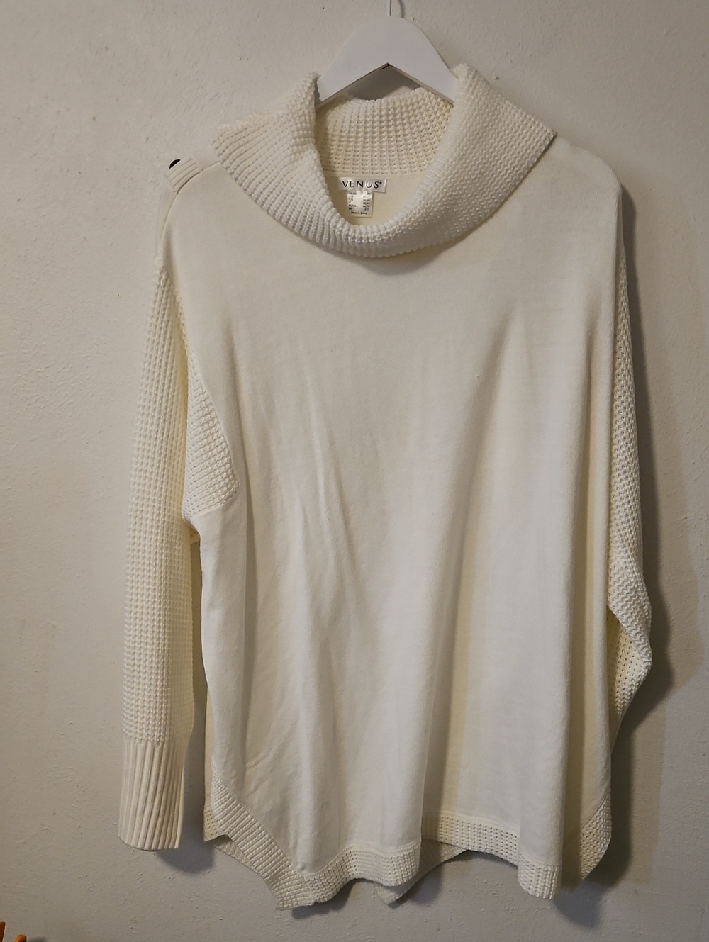 VENUS Ivory Cowl Neck Knit Sweater 2X